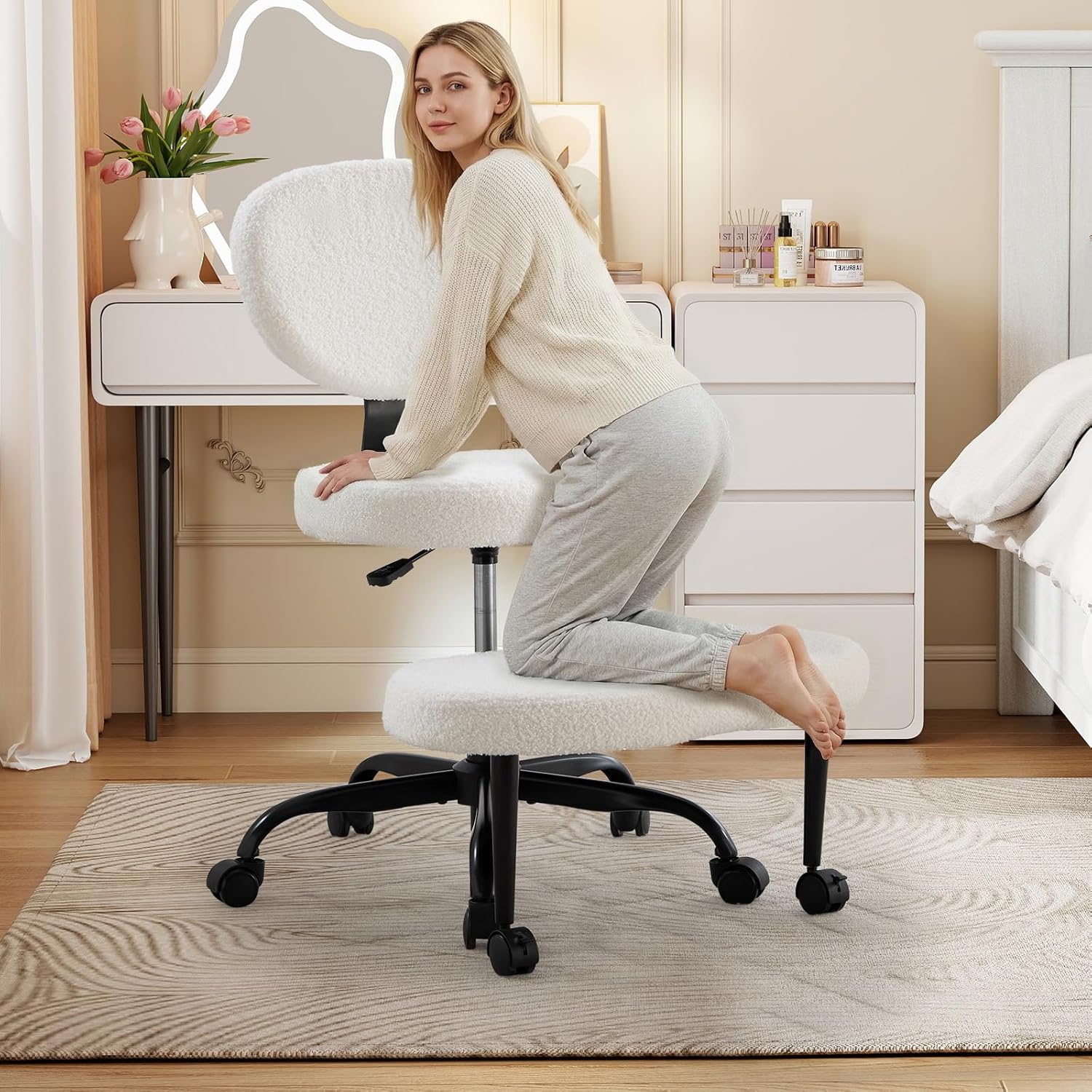 Ergonomic Cross-Legged Office Chair with 360° Swivel for Home Office