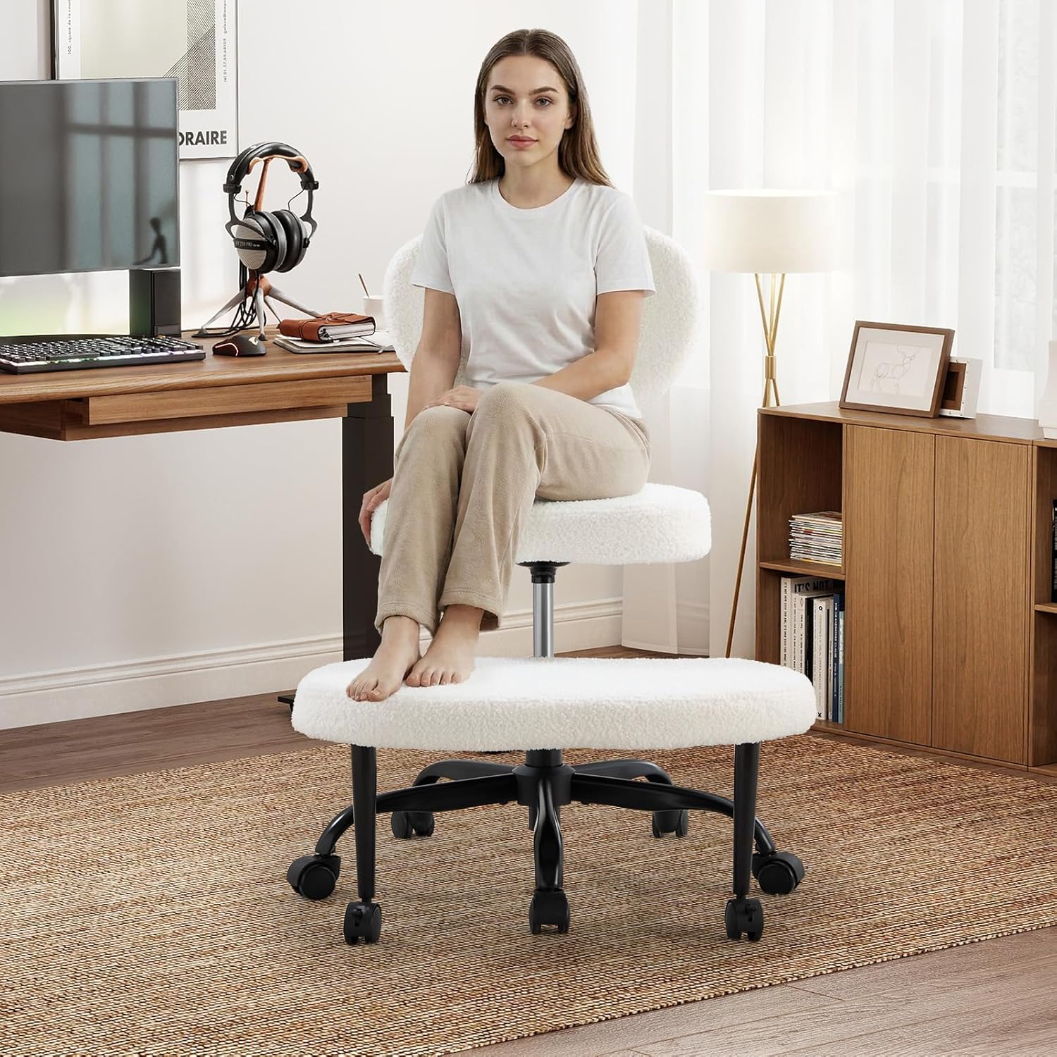 Ergonomic Cross-Legged Office Chair with 360° Swivel for Home Office