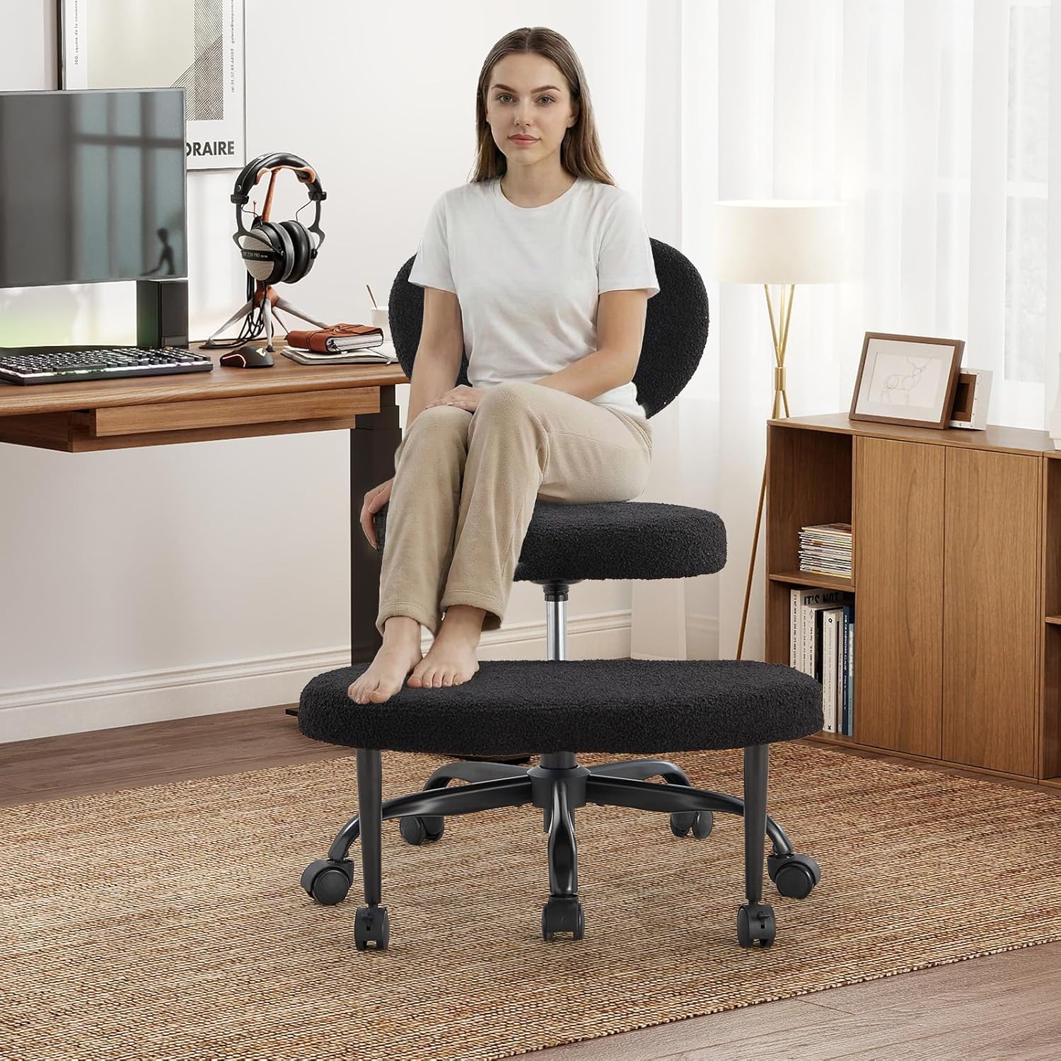 Ergonomic Cross-Legged Office Chair with 360° Swivel for Home Office