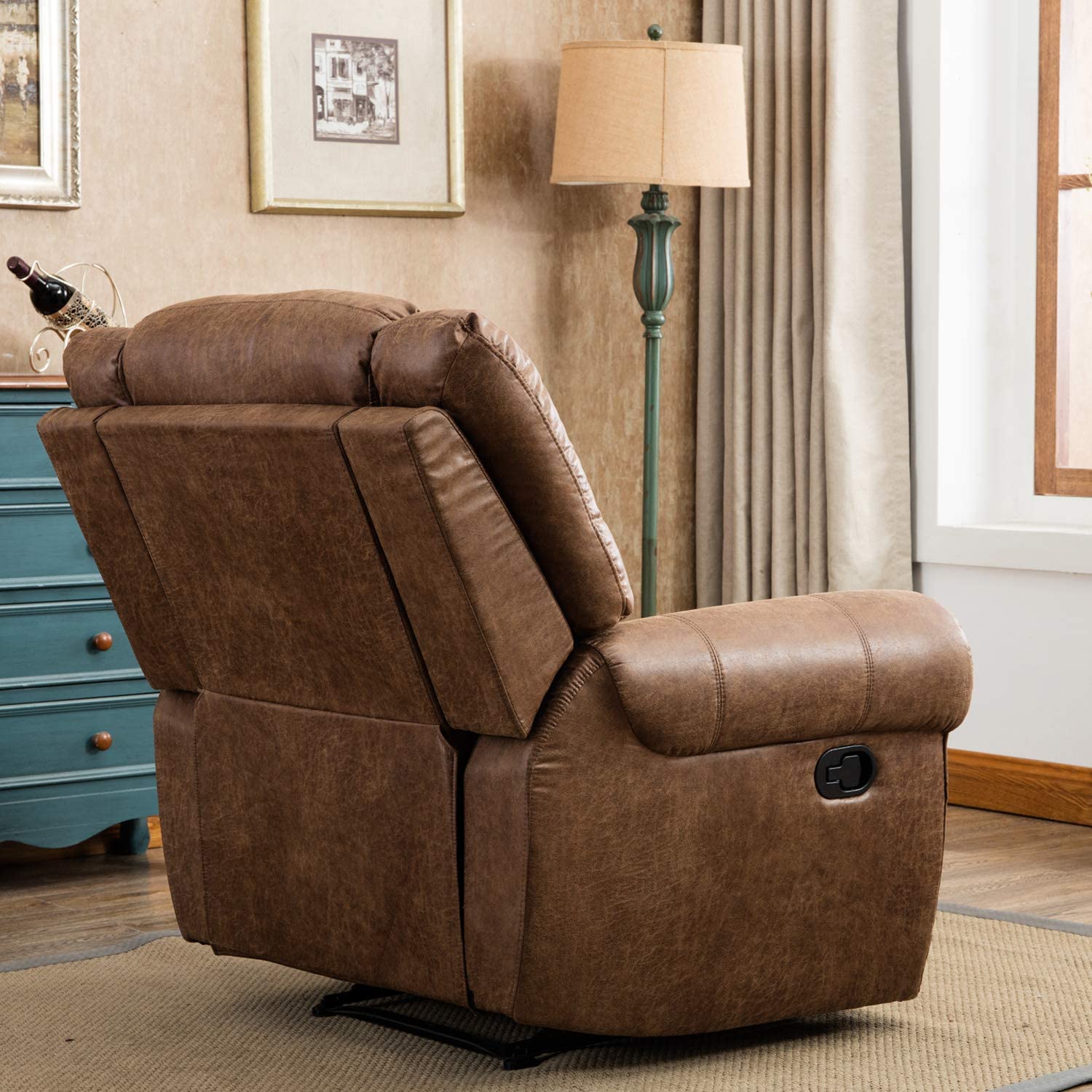 Classic Manual Recliner Chair with Padded Arms