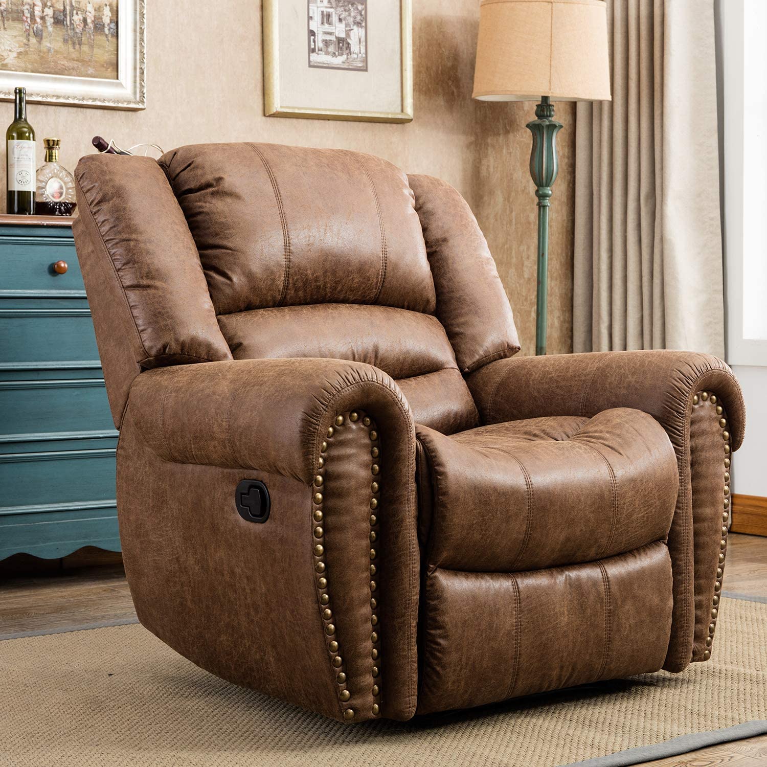 Classic Manual Recliner Chair with Padded Arms